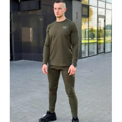 Тепла та стильна термобілизна MILITARY зимова ЗСУ для чоловіків у кольорі оливи Тепла та стильна термобілизна MILITARY зимова ЗСУ для чоловіків у кольорі оливи